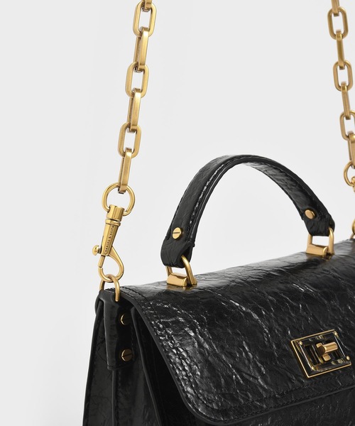 CHARLES & KEITH（チャールズ & キース）の「レジンエフェクト バックルハンドバッグ / Resin-Effect Buckle Handbag（ハンドバッグ・レディース・ブラック/ライトブラウン/マルチ/ダークブルー/バーガンディー・M）」の9枚目の写真