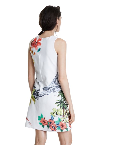 Desigual(デシグアル)の「ハワイアンタイトワンピース(チュニック・レディース・ホワイト・2L/SS/S/M/L)」の3枚目の写真