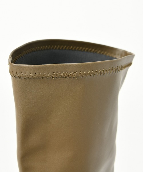 one after another NICE CLAUP（ワンアフターアナザーナイスクラップ）の「フェイクレザーニーハイブーツ（ブーツ・レディース・ベージュ/カーキ/モカ・SMALL/MEDIUM/LARGE）」の10枚目の写真