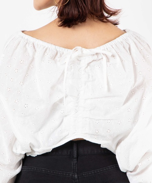 WEGO(ウィゴー)の「WEGO/コットンレース2wayシャーリングブラウス(シャツ/ブラウス・レディース・ホワイト・FREE)」の9枚目の写真