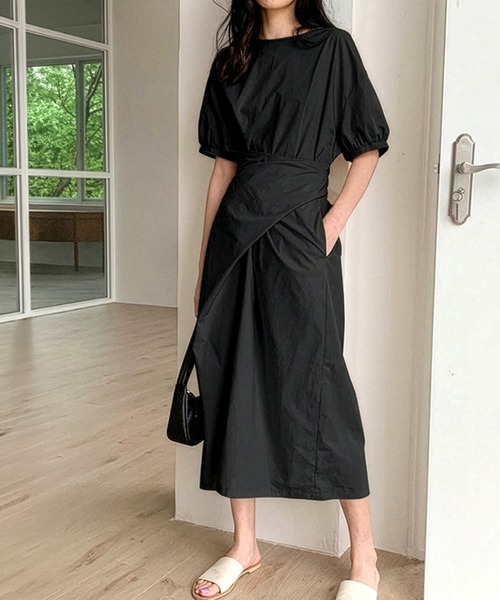 OSYAREVO(オシャレボ)の「デザインクロス エアリーワンピース(ワンピース・レディース・ライトブルー/オートミール/ブラック・FREE)」の2枚目の写真