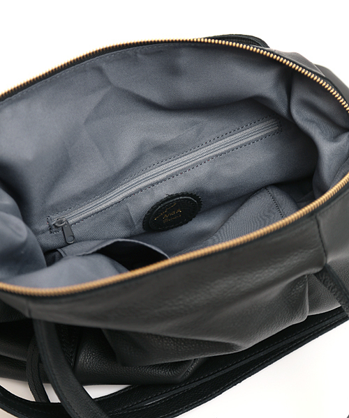 Beau're(ヴュレ)の「ボストン型ショルダーBAG (Beau're)(ショルダーバッグ・レディース・ネイビー/キャメル/ブラック/ナチュラル・FREE)」の20枚目の写真