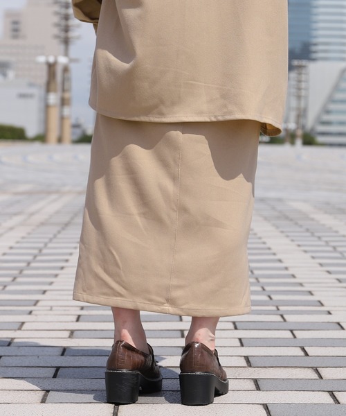 PairPair(ペアペア)の「フロントスリットツイルスカート(セットアップ)(スカート・レディース・ベージュ/ブラウン/モカ・FREE)」の22枚目の写真