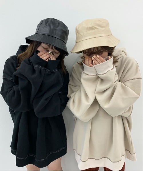 PairPair（ペアペア）の「フェイクレザーバケットハット(AR)（ハット・レディース・ブラック/アイボリー・FREE）」の6枚目の写真