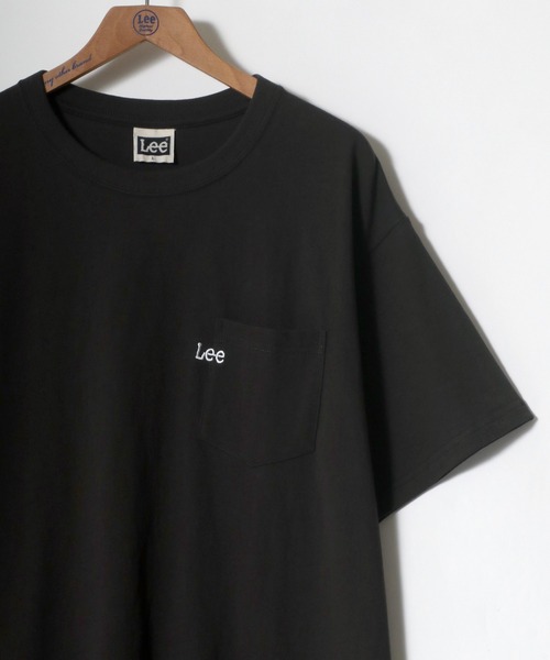 Lee(リー)の「Lee/リー ワンポイント ミニロゴ刺繍 ポケット Tシャツ/無地T(Tシャツ/カットソー・メンズ・ブラック/ベージュ/オフホワイト/オリーブ/ブルーグレー・S/M/L/XL)」の2枚目の写真