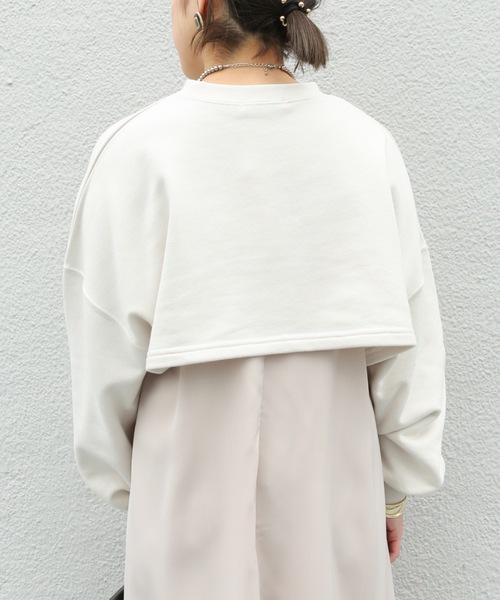 ap retro（アプレトロ）の「ボリュームスリーブショートスウェット【ZOZOTOWN限定商品】（スウェット・レディース・ブラック/サックスブルー/ライトカーキ/アイボリー・FREE）」の15枚目の写真