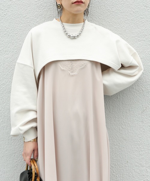 ap retro（アプレトロ）の「ボリュームスリーブショートスウェット【ZOZOTOWN限定商品】（スウェット・レディース・ブラック/サックスブルー/ライトカーキ/アイボリー・FREE）」の8枚目の写真