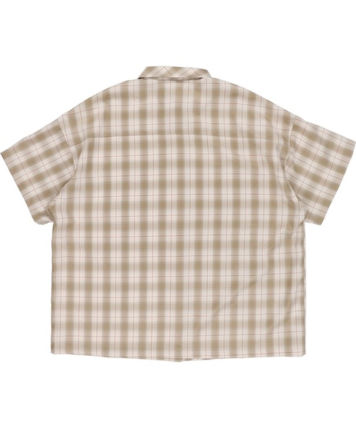 SPINNS（スピンズ）の「【ゆったりシルエット】ブロックチェック柄ビッグ半袖シャツ（シャツ/ブラウス・レディース・ベージュ/ブラック/ブルー・ONESIZE）」の12枚目の写真