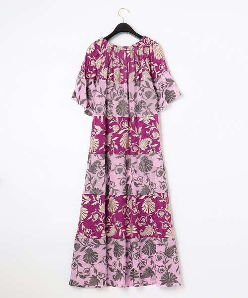 GRACE CONTINENTAL(グレースコンチネンタル)の「カラーブロック刺繍ワンピース(ワンピース・レディース・ブルー/ピンク・36)」の18枚目の写真