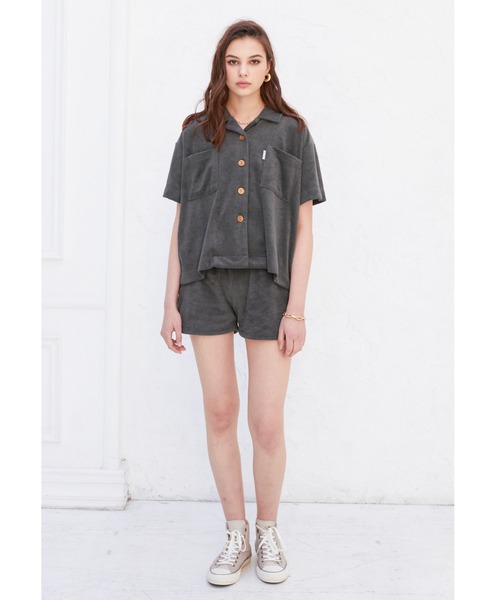 ALEXIA STAM（アリシアスタン）の「Terry Cloth Open Collar Shirt/テリークロスオープンカラーシャツ（シャツ/ブラウス・レディース・チャコールグレー/カーキ/モカ・FREE）」の5枚目の写真