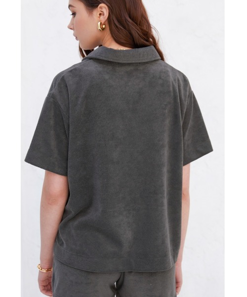 ALEXIA STAM（アリシアスタン）の「Terry Cloth Open Collar Shirt/テリークロスオープンカラーシャツ（シャツ/ブラウス・レディース・チャコールグレー/カーキ/モカ・FREE）」の7枚目の写真