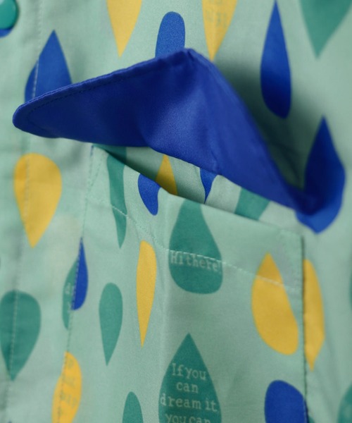 BRANSHES（ブランシェス）の「BOYレインドロップ柄レインコート（レインコート/ポンチョ・キッズ・グリーン・90cm/110cm/100cm/120cm/130cm）」の5枚目の写真