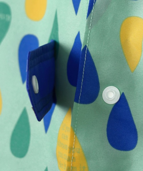 BRANSHES（ブランシェス）の「BOYレインドロップ柄レインコート（レインコート/ポンチョ・キッズ・グリーン・90cm/110cm/100cm/120cm/130cm）」の8枚目の写真