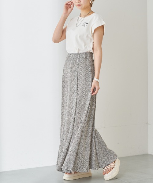 Chico（チコ）の「YALEロールアップノースリTシャツ（Tシャツ/カットソー・レディース・ネイビー/パープル/チャコールグレー/ホワイト・FREE）」の13枚目の写真