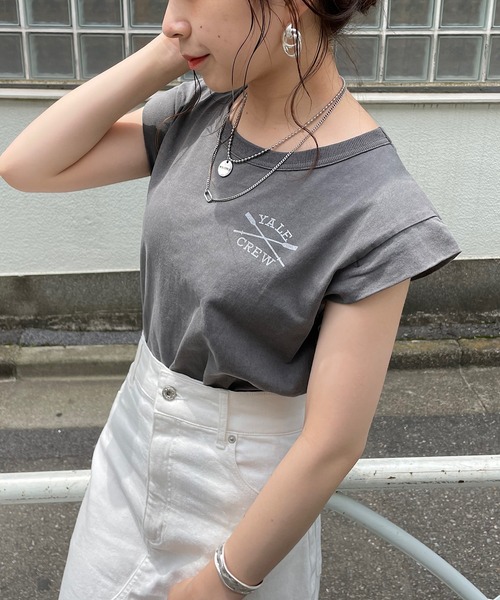 Chico（チコ）の「YALEロールアップノースリTシャツ（Tシャツ/カットソー・レディース・ネイビー/パープル/チャコールグレー/ホワイト・FREE）」の17枚目の写真