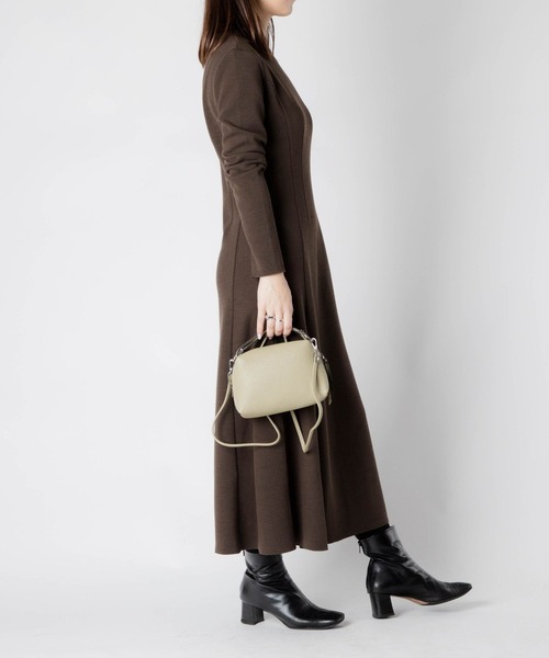 GIANNI CHIARINI（ジャンニ キアリーニ）の「GIANNI CHIARINI ALIFA S ジャンニ キアリーニ アリファ S 2way ショルダー付き ハンドバッグ（ハンドバッグ・レディース・ブルー/グリーン/クリーム/グレー系その他/ネイビー/オレンジ/ダークブルー/ブラック/ライトベージュ/ピンク/キャメル/オフホワイト/グレイッシュベージュ/ブラウン系3/ピンク系1/ブラウン系1/カーキ/ブルー系/ベージュ系2/ブラウン/ブラウン系5/レッド系/ピンク系/オレンジ系/パープル/グリーン系/パープル系その他・FREE）」の13枚目の写真