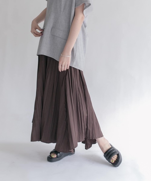 KBF（ケイビーエフ）の「ボリュームワッシャー加工スカート（スカート・レディース・グリーン/ブラウン/ホワイト系その他・ONE）」の5枚目の写真