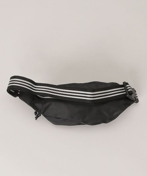 adidas（アディダス）の「アディカラー クラシックス ウエストバッグ