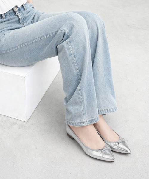 MAMIAN（マミアン）の「ポインテッドトゥ バレエシューズ（バレエシューズ・レディース・ブラック/ネイビー/レッド/キャメル/シルバー/ベージュ系その他/ブラウン系その他/ブラック系その他/ホワイト系その他/ブラック系その他3/ナチュラル/ブラック系その他2/ブラック系その他4/グレイッシュベージュ/パイソン・22.5cm/23.5cm/23.0cm/24.0cm/25.0cm/21.5cm/22.0cm/24.5cm/25.5cm/26.0cm）」の14枚目の写真