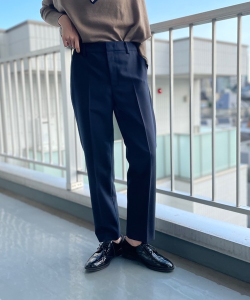 un dix cors（アンディコール）の「オンオフ兼用の万能パンツ　ノータックテーパードパンツ（スラックス・レディース・ベージュ/ネイビー/ピンク・36/38）」の1枚目の写真