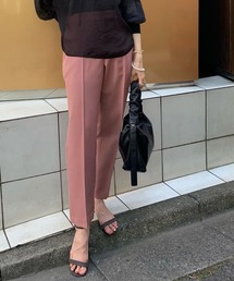 un dix cors | オンオフ兼用の万能パンツ　ノータックテーパードパンツ(スラックス)