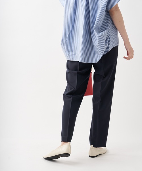 un dix cors（アンディコール）の「オンオフ兼用の万能パンツ　ノータックテーパードパンツ（スラックス・レディース・ベージュ/ネイビー/ピンク・36/38）」の21枚目の写真