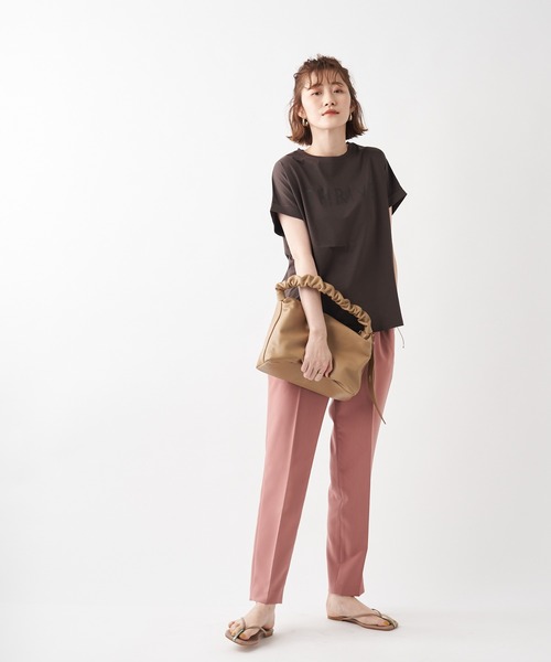 un dix cors（アンディコール）の「オンオフ兼用の万能パンツ　ノータックテーパードパンツ（スラックス・レディース・ベージュ/ネイビー/ピンク・36/38）」の8枚目の写真