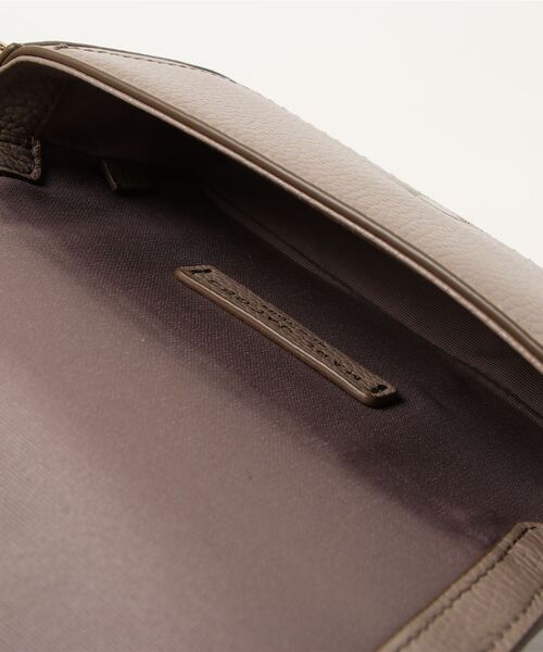 MARC JACOBS(マークジェイコブス)の「THE GROOVE MINI BAG/ザ グルーブ ミニ バッグ(ショルダーバッグ・レディース・ブラック/ブラウン系その他2/グリーン系その他/パープル系その他2/グレー系その他・ONE SIZE)」の15枚目の写真