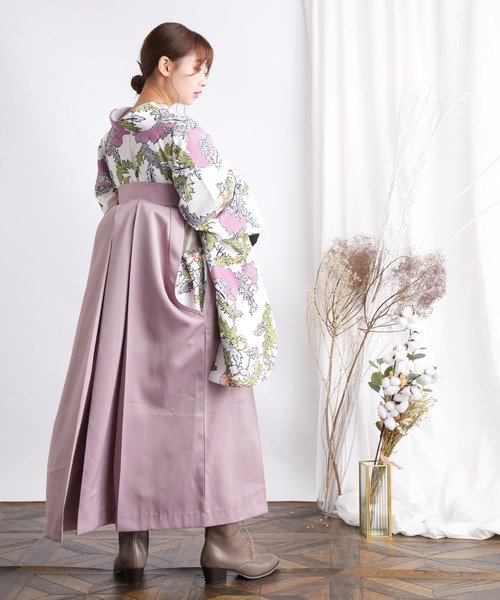 新品【ラベンダーにもくもく梅】utatane ウタタネ 二尺袖 袴 Mサイズ utatane（ウタタネ）の「袴セット 紫のアネモネ（着物）」 - WEAR