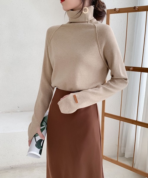 Jewelobe(ジュエローブ)の「アウトシームタートルネックニットプルオーバー(ニット/セーター・レディース・ブルー/オフホワイト/イエロー/ブラウン/ブラック・FREE)」の16枚目の写真