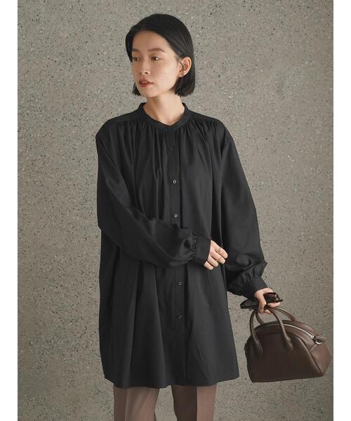 AMERICAN HOLIC（アメリカンホリック）の「スタンドカラーギャザーとろみシャツ（シャツ/ブラウス・レディース・ブラック/グレー/サックスブルー・M/L）」の4枚目の写真