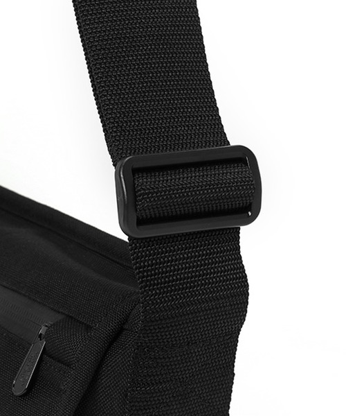 Manhattan Portage（マンハッタンポーテージ）の「Casual Messenger Bag JR NYC Print 2021