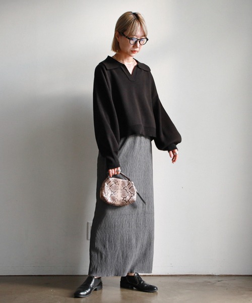 feepur（フェピュール）の「《ウォッシャブル》ポロカラークロップドニット（ニット/セーター・レディース・ブラック/ベージュ/グリーン・MEDIUM）」の20枚目の写真