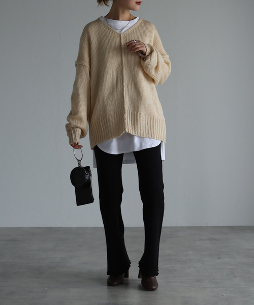amini(アミニ)の「【2021-2022 A/W】Vネックカラーニット(ニット/セーター・レディース・レッド/オフホワイト/ブルー/グリーン/ダークパープル・MEDIUM)」の16枚目の写真