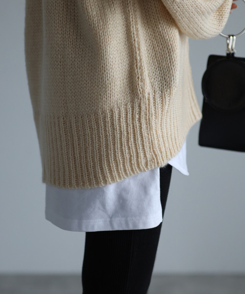 amini(アミニ)の「【2021-2022 A/W】Vネックカラーニット(ニット/セーター・レディース・レッド/オフホワイト/ブルー/グリーン/ダークパープル・MEDIUM)」の20枚目の写真