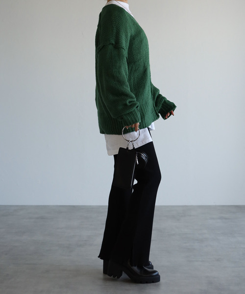 amini(アミニ)の「【2021-2022 A/W】Vネックカラーニット(ニット/セーター・レディース・レッド/オフホワイト/ブルー/グリーン/ダークパープル・MEDIUM)」の19枚目の写真