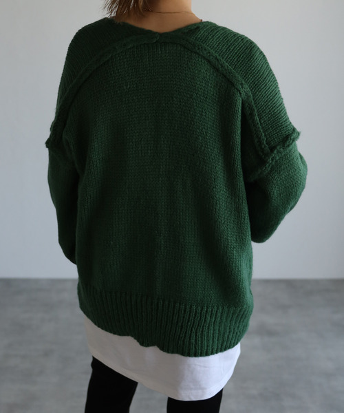 amini(アミニ)の「【2021-2022 A/W】Vネックカラーニット(ニット/セーター・レディース・レッド/オフホワイト/ブルー/グリーン/ダークパープル・MEDIUM)」の12枚目の写真