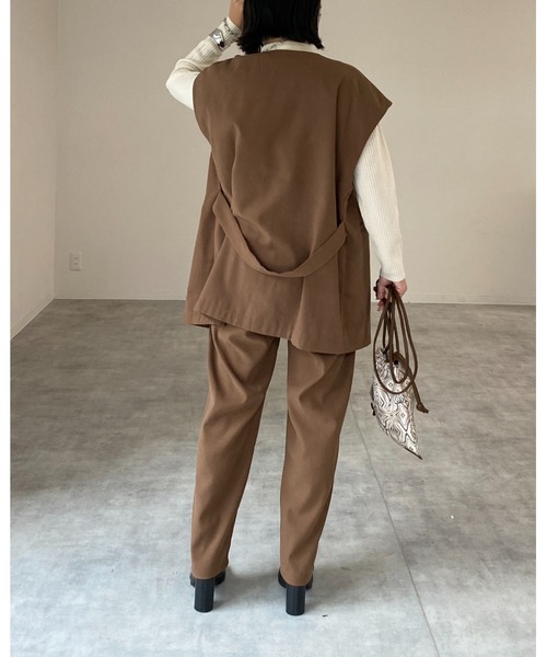 She's Closet(シーズクローゼット)の「幾何学ジャガード柄2wayミニ巾着ショルダーバッグ(ショルダーバッグ・レディース・アイボリー/ベージュ/ブラウン/ダークブラウン/ブラック・FREE)」の15枚目の写真