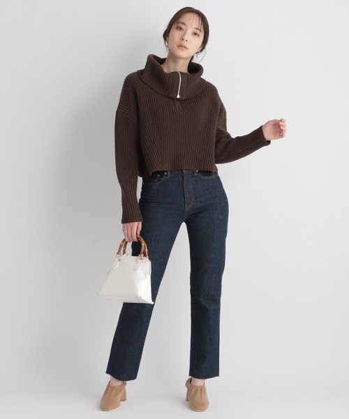 Andemiu(アンデミュウ)の「ギャザースクエアシューズ267193(パンプス・レディース・ベージュ/イエロー/ブラック・MEDIUM/LARGE/SMALL)」の17枚目の写真