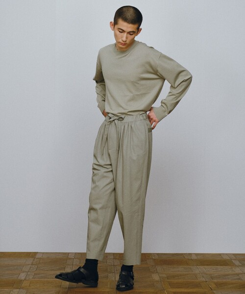 JOSEPH STUDIO(ジョゼフストゥディオ)の「【洗える】ライトギャバジン テーパードパンツ(その他パンツ・メンズ・ブラック系/ベージュ系/オリーブ系・6/8)」の4枚目の写真
