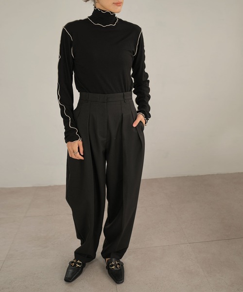 ANDJ(アンドジェイ)の「配色メロウテレコハイネックトップス(Tシャツ/カットソー・レディース・ホワイト/ブラック・M)」の8枚目の写真
