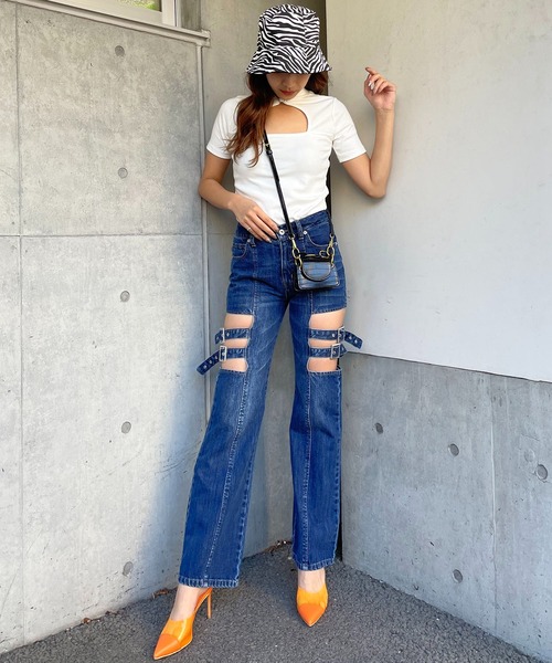 SPIRALGIRL（スパイラルガール）の「バストオープンリブトップス（Tシャツ/カットソー・レディース・ブラック/オフホワイト/グリーン・FREE）」の9枚目の写真