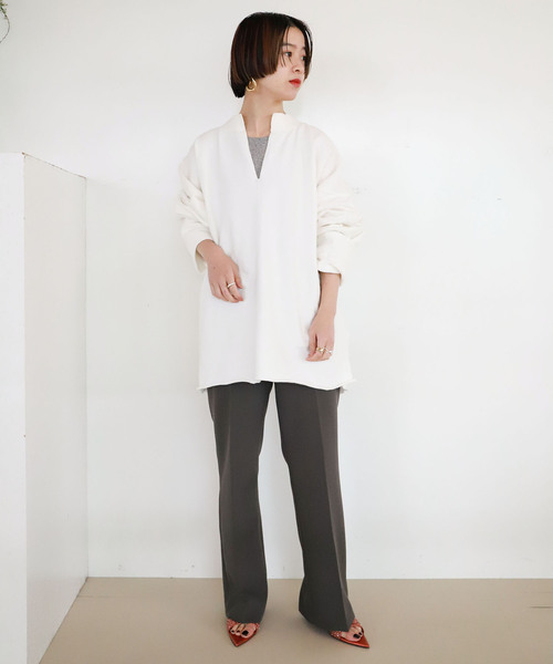 CITYSHOP(シティーショップ)の「KEY NECK スウェット(Tシャツ/カットソー・レディース・ホワイト/グレー・FREE)」の3枚目の写真