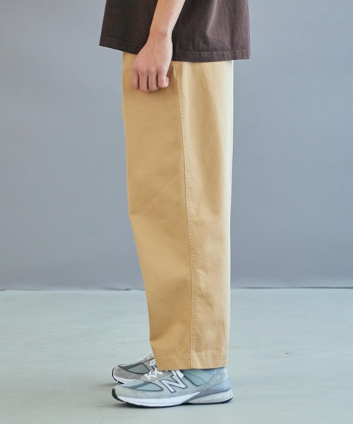 THE STANDARD（ザスタンダード）の「WEGO/タックトラウザーパンツ（チノパンツ・メンズ・ベージュ/ホワイト/ブラック・LARGE/SMALL/MEDIUM）」の18枚目の写真