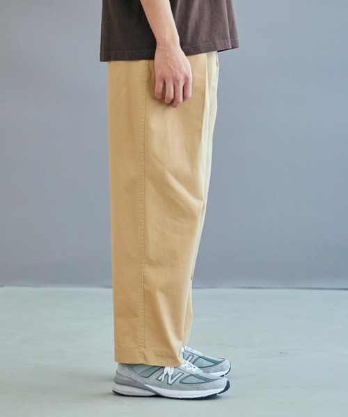 THE STANDARD（ザスタンダード）の「WEGO/タックトラウザーパンツ（チノパンツ・メンズ・ベージュ/ホワイト/ブラック・LARGE/SMALL/MEDIUM）」の22枚目の写真
