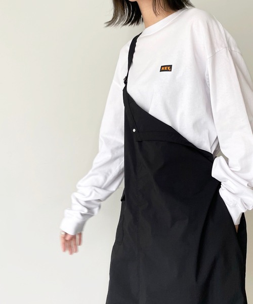 CANAL JEAN（キャナルジーン）の「KEY(キー) KEY LOGOロングTシャツ（Tシャツ/カットソー・レディース・ブラック/ホワイト・MEDIUM/LARGE）」の4枚目の写真