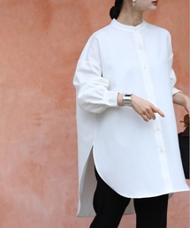 シワになりにくいノーカラーシャツ