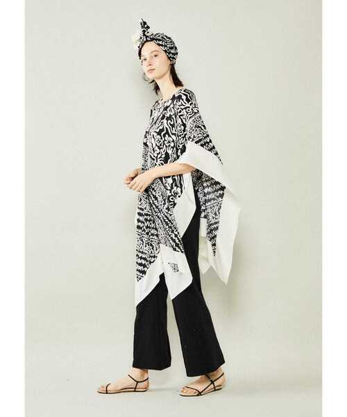 martinique(マルティニーク)の「CURRENTAGE/CURRENTAGE SHOKO OTAKE Silk Poncho(ポンチョ・レディース・ブラック・FREE)」の7枚目の写真