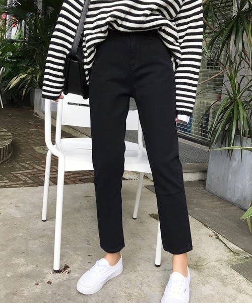 urge:(アージコロン )の「【URGE:】 ハイウエスト テーパード デニムパンツ(デニムパンツ・レディース・ブラック/ブルー・MEDIUM/LARGE/SMALL/X-LARGE)」の4枚目の写真