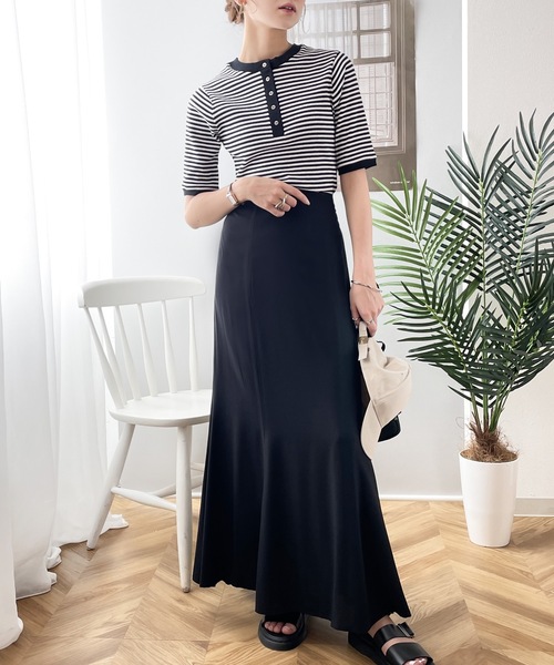 classicalelf(クラシカルエルフ)の「ベーシックがLOVE。2wayヘンリーネックリブトップス(Tシャツ/カットソー・レディース・ホワイト/ブラック/レッド/ブラック×ホワイト・SMALL/MEDIUM/LARGE/X-LARGE)」の13枚目の写真